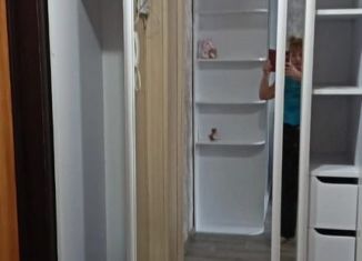 Сдается в аренду 1-ком. квартира, 30 м2, Ачинск, 6-й микрорайон, 8