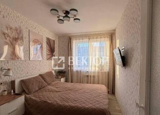 Продам 3-ком. квартиру, 67 м2, Кохма, проспект Героев, 3