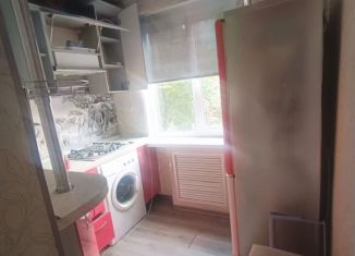 Сдается 1-комнатная квартира, 30 м2, Псковская область, улица Максима Горького, 21