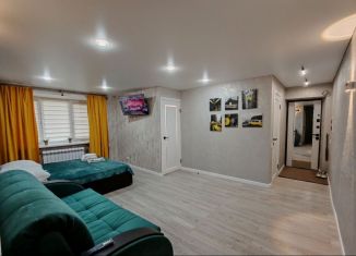 Сдам двухкомнатную квартиру, 55.5 м2, Липецк, улица Гагарина, 61