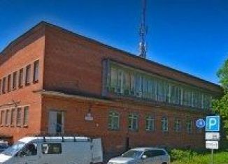 Продам помещение свободного назначения, 1755 м2, Санкт-Петербург, набережная реки Сестры, 4