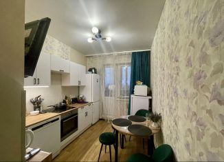 Продаю 2-комнатную квартиру, 58 м2, Владимир, Ставровская улица, 1