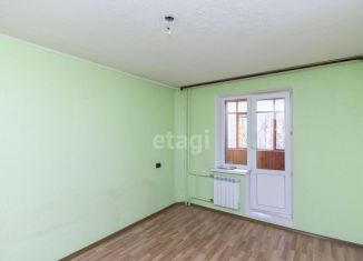 Продажа 3-ком. квартиры, 66.9 м2, Тюмень, улица Радищева, 27