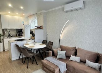 Продажа двухкомнатной квартиры, 58 м2, поселок городского типа Афипский, улица 50 лет Октября, 104/1