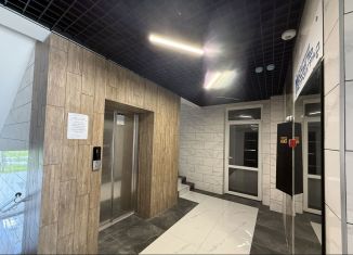 Продам 2-ком. квартиру, 57.2 м2, Калининград