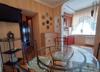 Продам 3-ком. квартиру, 120 м2, Ростов-на-Дону, Таганрогская улица, 112А
