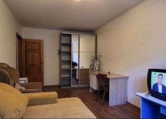 Сдается в аренду 2-комнатная квартира, 54 м2, Владимир, улица Жуковского, 2