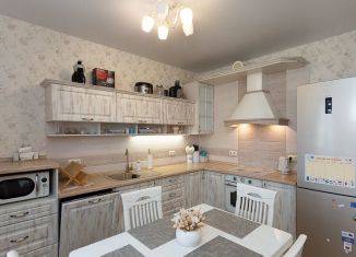 Продается трехкомнатная квартира, 80 м2, Владимир, улица Нижняя Дуброва, 11, ЖК Орбита