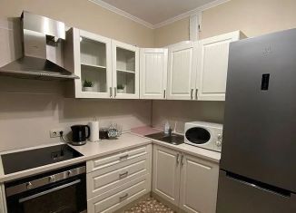 Сдается в аренду 1-ком. квартира, 38 м2, Ростов-на-Дону, улица Скачкова, 54