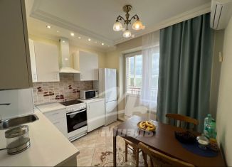 Сдаю 2-комнатную квартиру, 73 м2, Москва, улица Академика Виноградова, 9, район Тёплый Стан