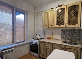 2-комнатная квартира на продажу, 50 м2, Махачкала, проспект Имама Шамиля, 41