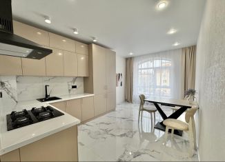 Продам 3-комнатную квартиру, 80 м2, Ставрополь, улица Назара Енина, 3к1