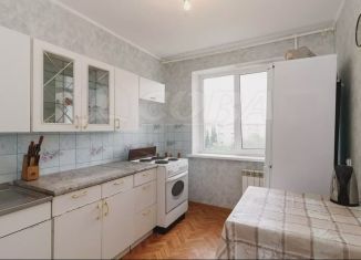 Продажа четырехкомнатной квартиры, 80.8 м2, Тюмень, улица Моторостроителей, 7