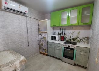 Продаю 2-комнатную квартиру, 28.6 м2, Владивосток, улица Адмирала Кузнецова, 42А