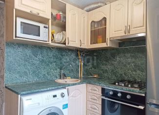 Продается 2-ком. квартира, 45.2 м2, Петергоф, бульвар Разведчика, 12к2