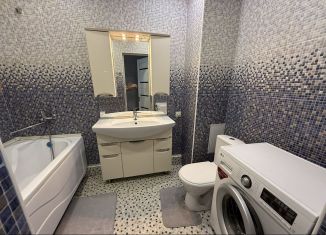 Продается 1-комнатная квартира, 460 м2, Дагестан, улица Тахо-Годи, 1