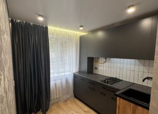 Продается двухкомнатная квартира, 43 м2, Пятигорск, Кавказская улица, 1