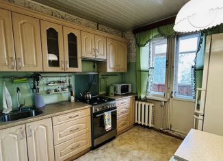 Сдам 2-комнатную квартиру, 55 м2, Тверь, Оборонная улица, 3