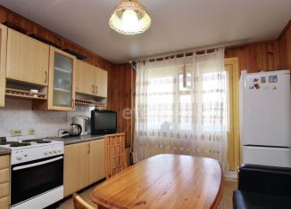 Продам трехкомнатную квартиру, 88 м2, Тюмень, улица Московский Тракт, 143