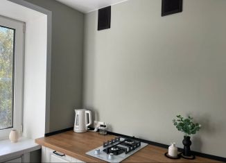 Продам 1-ком. квартиру, 30.7 м2, Тверская область, Трёхсвятская улица, 28