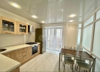 Продаю 3-ком. квартиру, 82.5 м2, Стерлитамак, улица Артёма, 151В