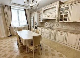 3-комнатная квартира на продажу, 132.3 м2, Казань, проспект Альберта Камалеева, 28/9