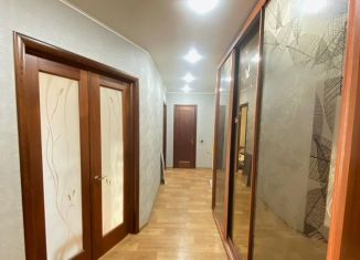 Продажа трехкомнатной квартиры, 81.8 м2, Воронеж, улица 45-й Стрелковой Дивизии, 275Б