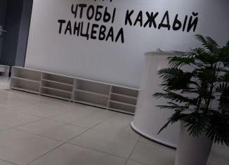 Сдам в аренду помещение свободного назначения, 280 м2, Бийск, Советская улица, 206