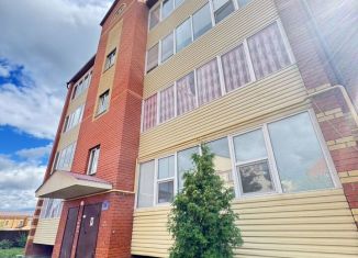 Продаю двухкомнатную квартиру, 67 м2, Татарстан, Комсомольская улица, 10А