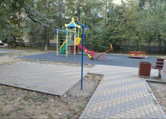 Продается 3-ком. квартира, 46.8 м2, Ростов-на-Дону, проспект Стачки, 182