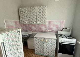 Продается 1-комнатная квартира, 31 м2, Воткинск, улица Курчатова, 10