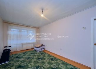 Продается 2-комнатная квартира, 42 м2, Рязань, улица Стройкова, 90