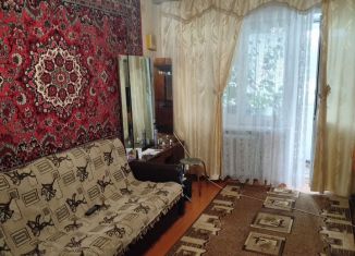 Продаю 3-ком. квартиру, 42 м2, Лиски, улица Титова, 12