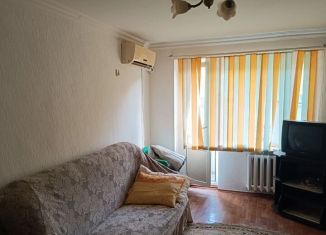 Сдается в аренду 2-ком. квартира, 50 м2, Грозный, бульвар Султана Дудаева, 14