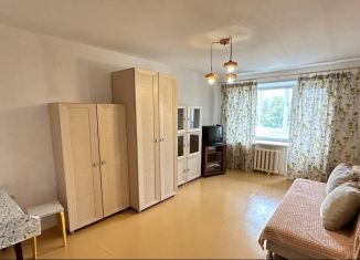 Продается трехкомнатная квартира, 60 м2, Республика Башкортостан, улица Менделеева, 155