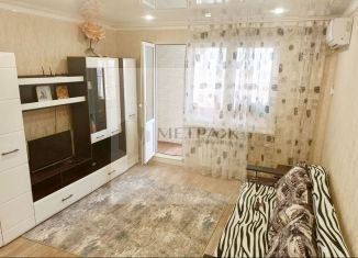 Продаю однокомнатную квартиру, 44 м2, Феодосия, улица Челнокова, 58А