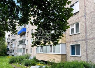 Продается 3-ком. квартира, 67.1 м2, Киров, Пятницкая улица, 49