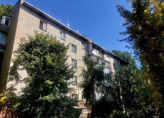 Продается 1-комнатная квартира, 30.3 м2, Саратов, улица имени С.Т. Разина, 1