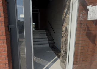 Продам 2-ком. квартиру, 57.3 м2, Калининград