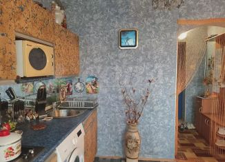 Однокомнатная квартира на продажу, 30.2 м2, Тюмень, улица 30 лет Победы, 77