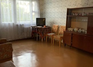 Сдается в аренду 3-комнатная квартира, 59 м2, Ревда, Ковельская улица, 5