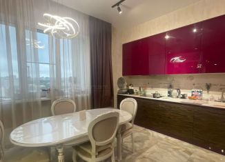 Продаю 2-комнатную квартиру, 62 м2, Татарстан, улица Павлюхина, 110