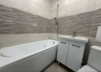 Продается однокомнатная квартира, 32.5 м2, Ставрополь, улица Доваторцев, 3