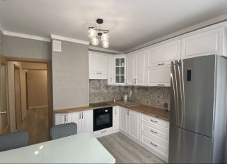 Продам 2-комнатную квартиру, 56.4 м2, Курск, проспект Анатолия Дериглазова, 79