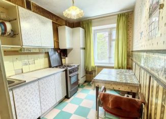 Продаю 4-ком. квартиру, 85.9 м2, Калуга, улица Генерала Попова, 22