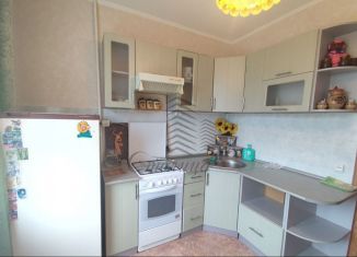 Продам 2-комнатную квартиру, 53 м2, Старый Оскол, микрорайон Юность, 2