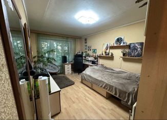 Продажа трехкомнатной квартиры, 57.4 м2, Москва, улица Молостовых, 11к5, улица Молостовых