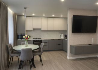 Продам четырехкомнатную квартиру, 86 м2, Уфа, улица Шота Руставели, 37/1