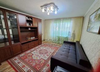 Продаю двухкомнатную квартиру, 53.5 м2, Старый Оскол, микрорайон Углы, 1