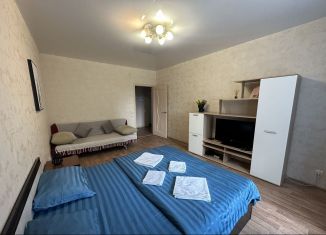 Сдам в аренду 1-комнатную квартиру, 35 м2, Тверь, Озёрная улица, 7к11